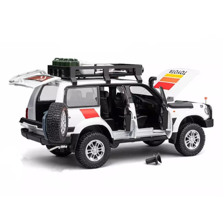 ماکت ماشین چه ژی مدل تویوتا لندکروزر Toyota Land Cruiser