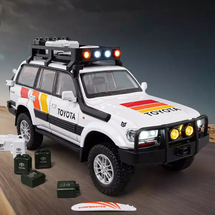 ماکت ماشین چه ژی مدل تویوتا لندکروزر Toyota Land Cruiser