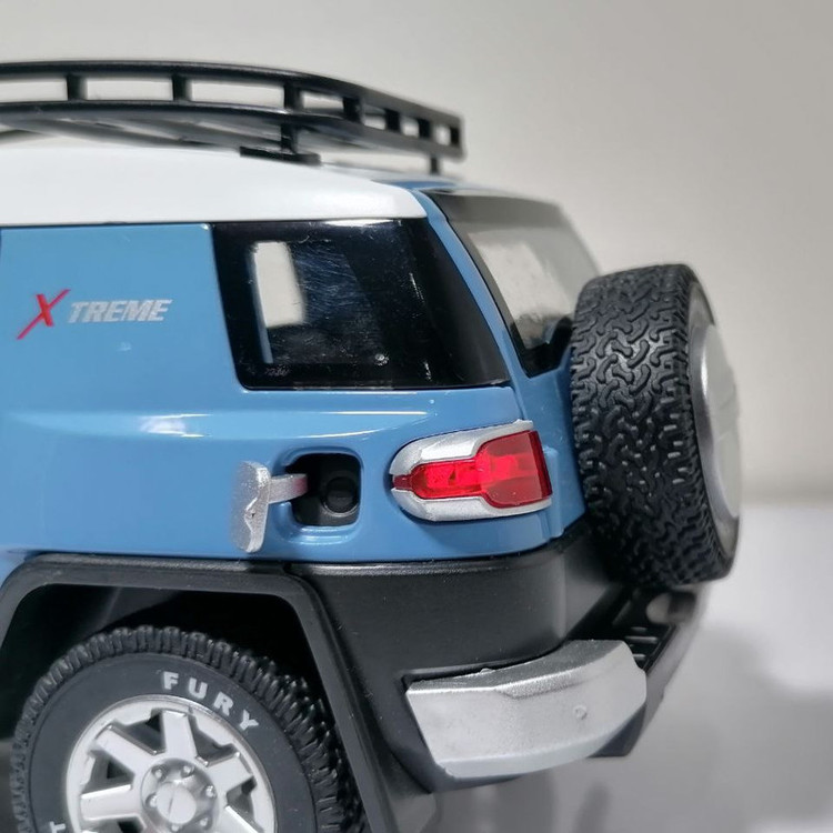 ماکت ماشین بازی مدل FJ Cruiser