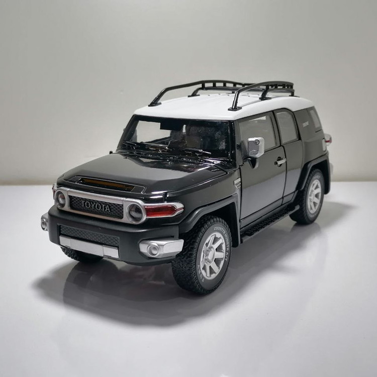 ماکت ماشین بازی مدل FJ Cruiser